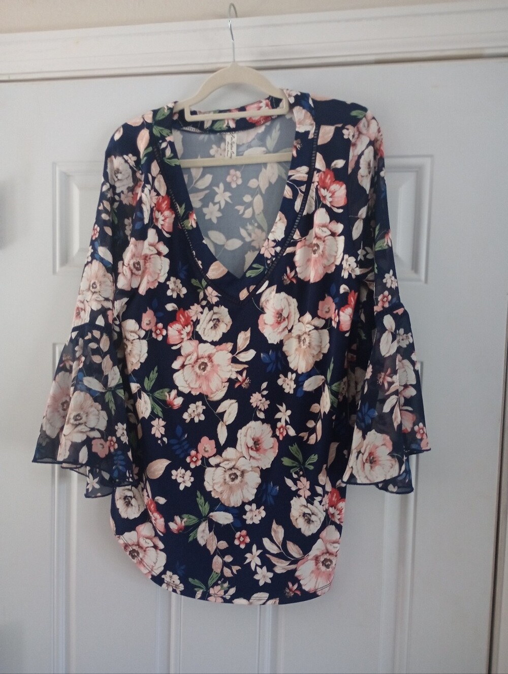 PerSeption Concept V-neck Top Floral Print Sheer Double Ruffle Bell Sleeves L